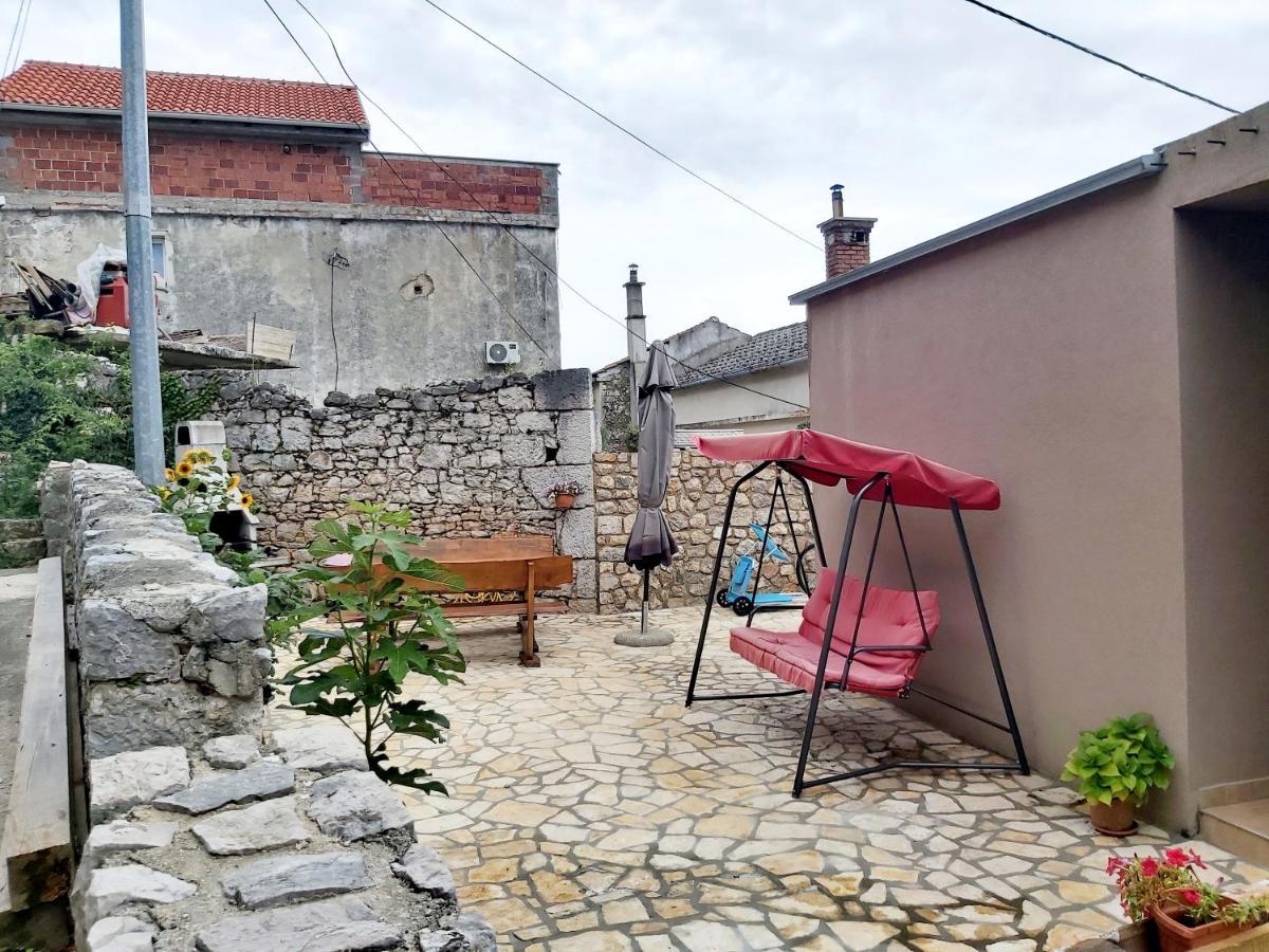 Apartmani Afrodita Crikvenica Eksteriør bilde