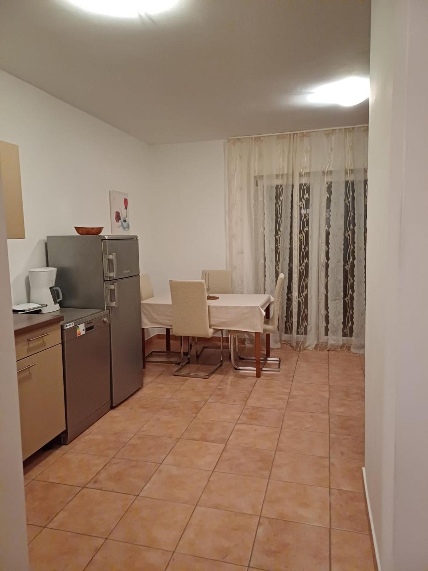 Apartmani Afrodita Crikvenica Eksteriør bilde